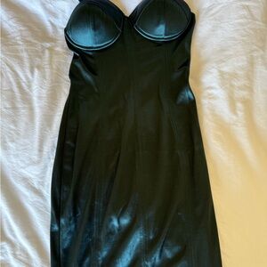 Elegant Green Strapless Dress